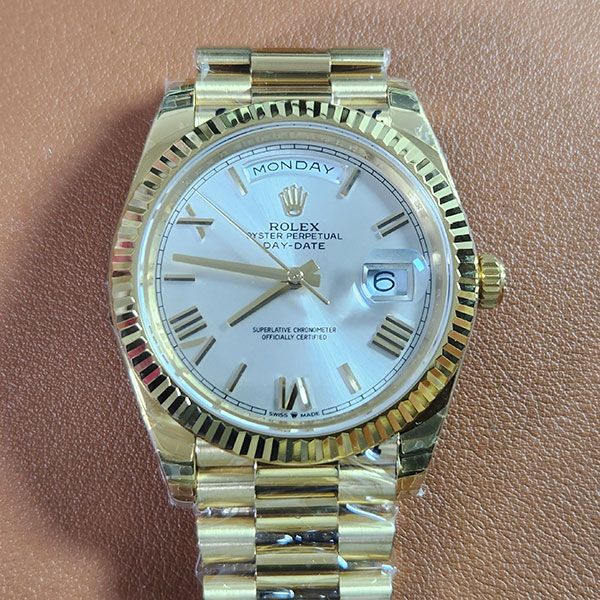 【XT製】 2026人気ロレックスコピー腕時計 M228238-0002 デイデイト 41mm 好評スーパーコピー時計